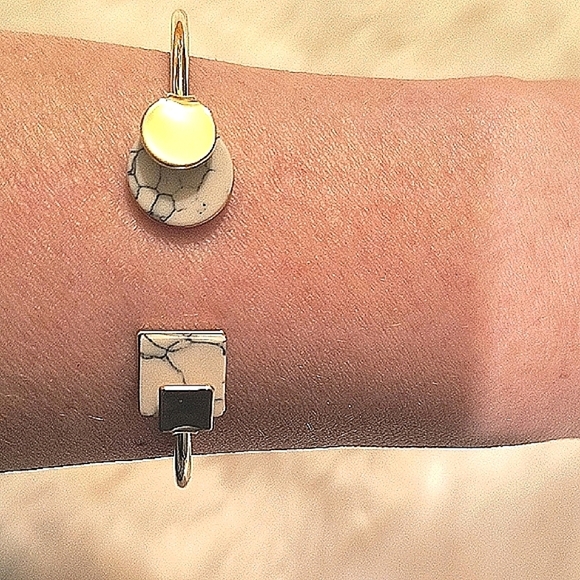 Gold Tone and Marble Bangle Bracelet - Picture 1 of 4